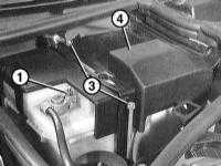  Снятие и установка аккумуляторной батареи BMW 3 (E46)