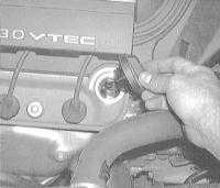  Проверка уровней жидкостей Honda Accord
