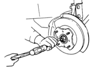  Снятие и установка тормозного диска Mazda 323