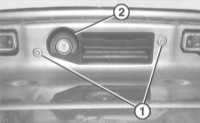  Снятие и установка механизма замка двери задка Mercedes-Benz W203