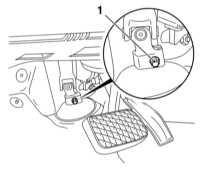  Снятие, проверка состояния и установка промежуточного вала рулевой колонки Opel Astra