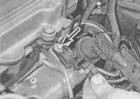  Снятие и установка электрических компонентов системы питания Opel Astra