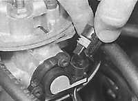  Снятие и установка элементов одноточечной системы впрыска топлива Opel Kadett E