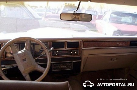 Lincoln Town Car 1985
